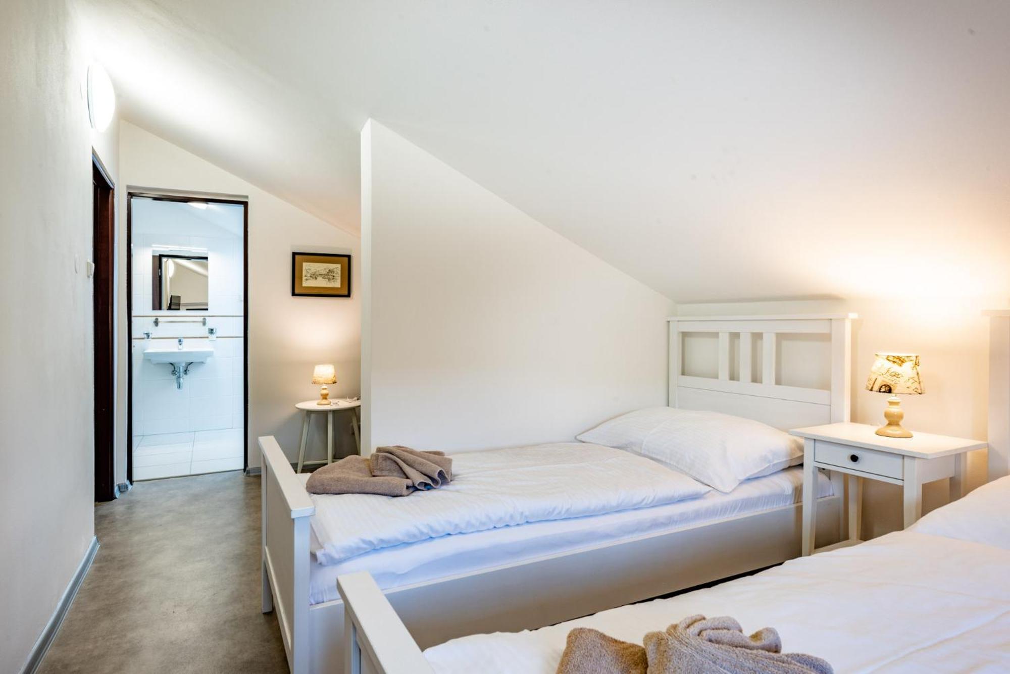 Hotel Svycarsky Dum Sneznik Oda fotoğraf