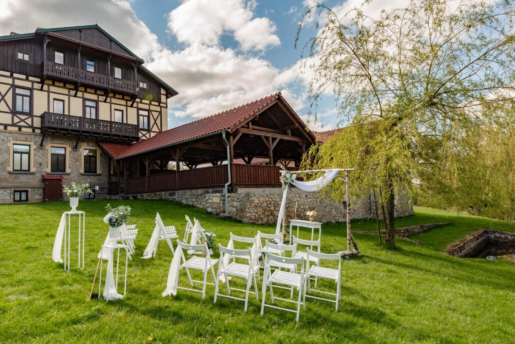 Hotel Svycarsky Dum Sneznik Dış mekan fotoğraf